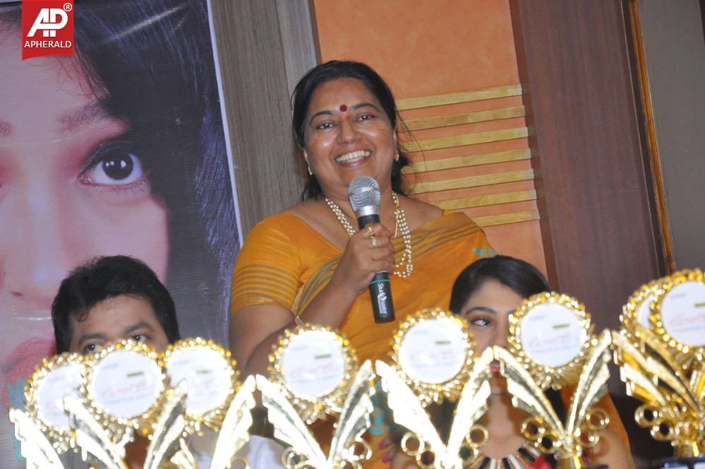 Love dot com platinam disk