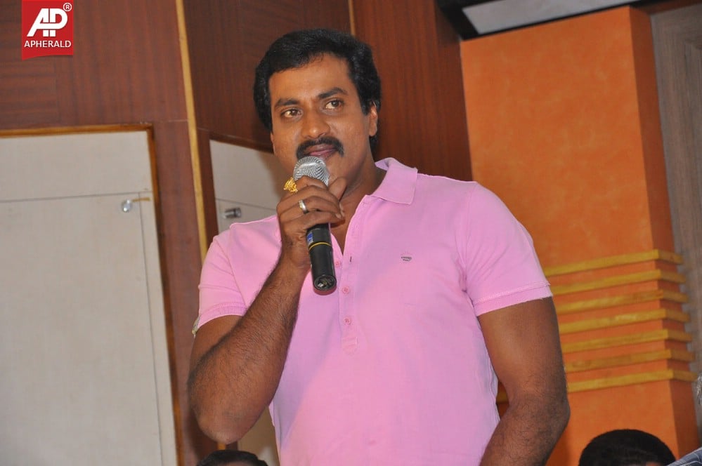 Love dot com platinam disk