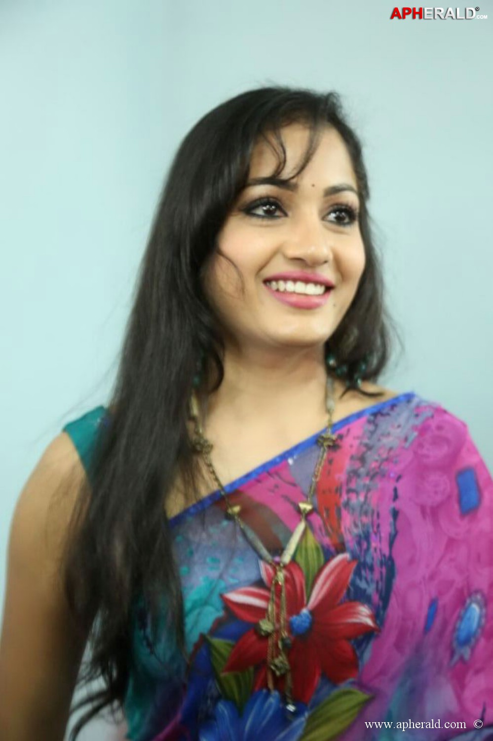 Madhavi Latha Launches Shiva Sai Reddy Sweets