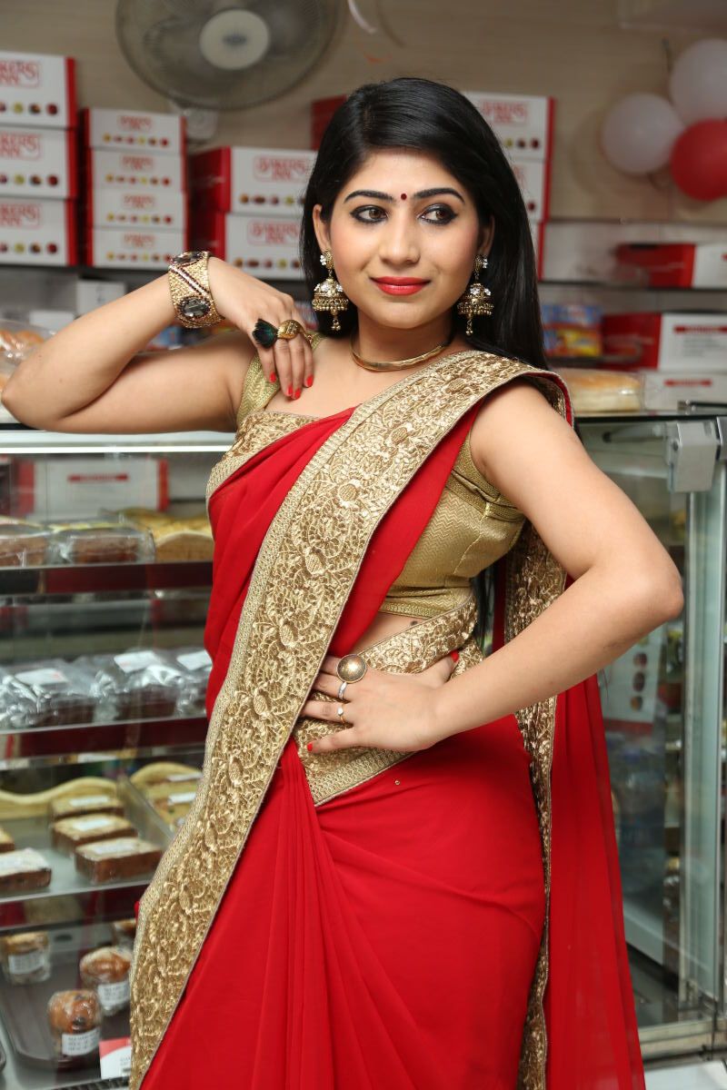 Madhulagna Das Inaugurates Bakers Inn