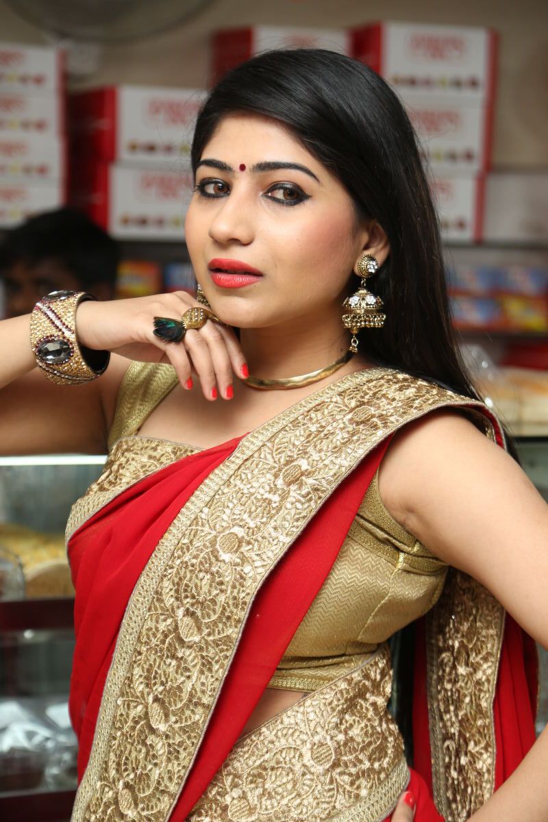 Madhulagna Das Inaugurates Bakers Inn