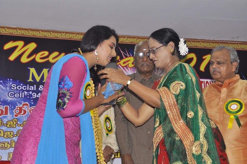 Mahaa Fine Arts Film Award 2014