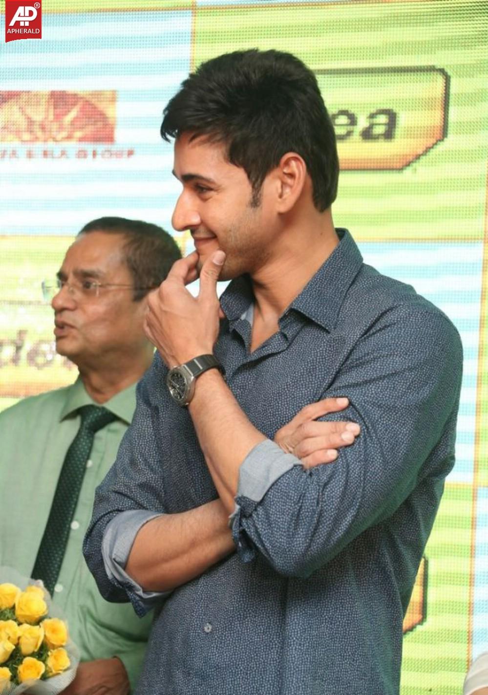 Mahesh Babu Presents Idea Students Awards