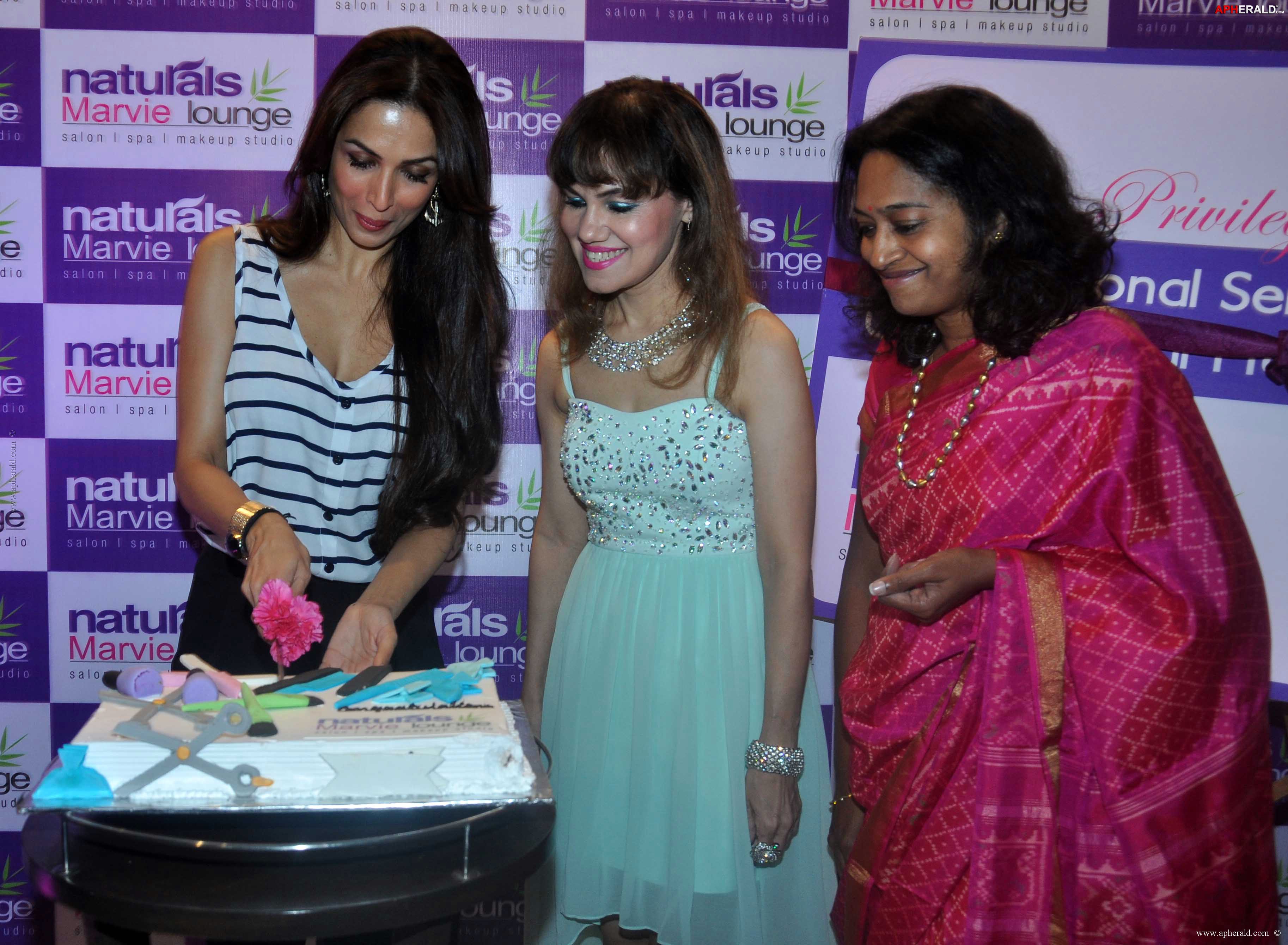 Malaika Arora Launch Naturals Marvie