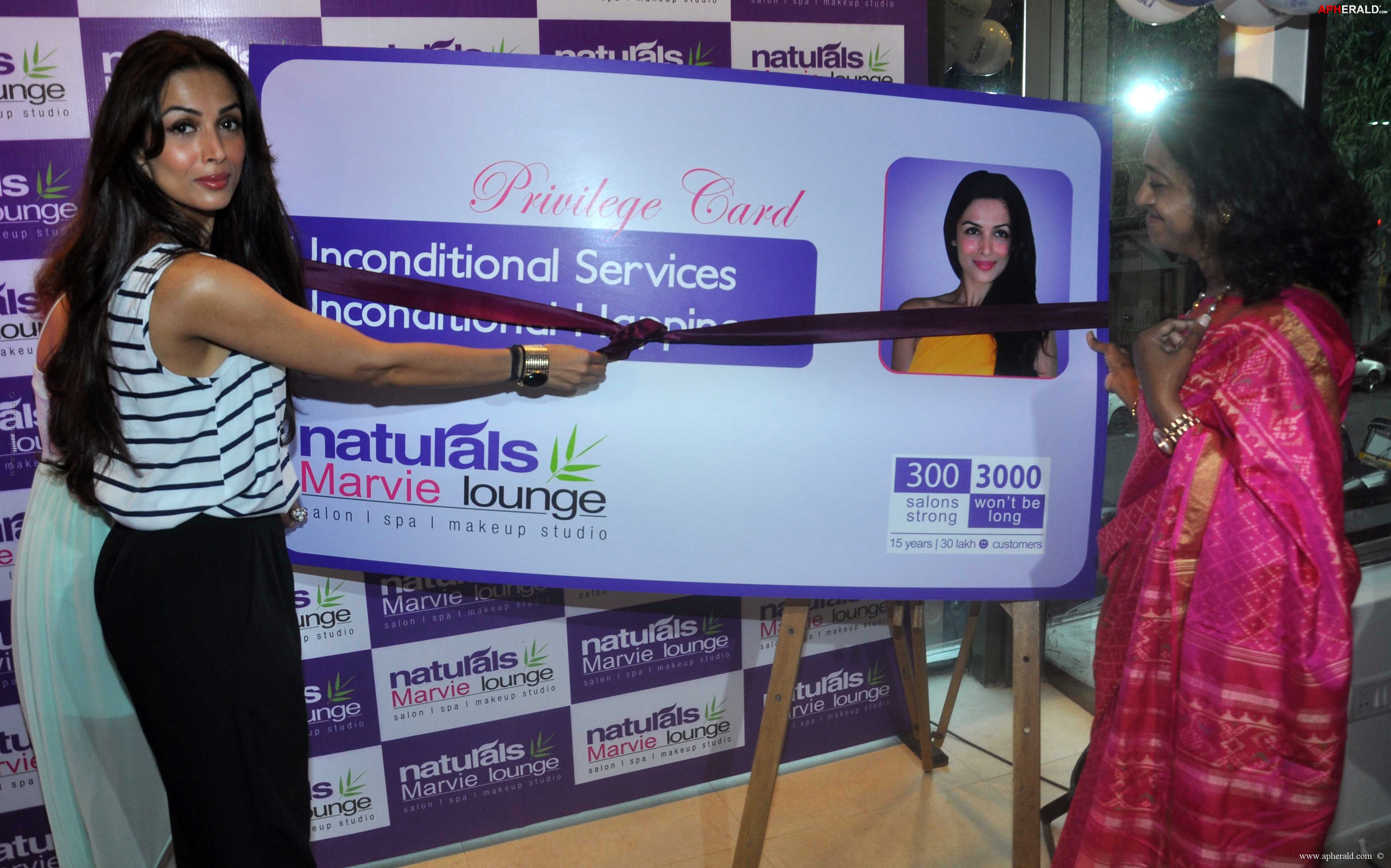 Malaika Arora Launch Naturals Marvie