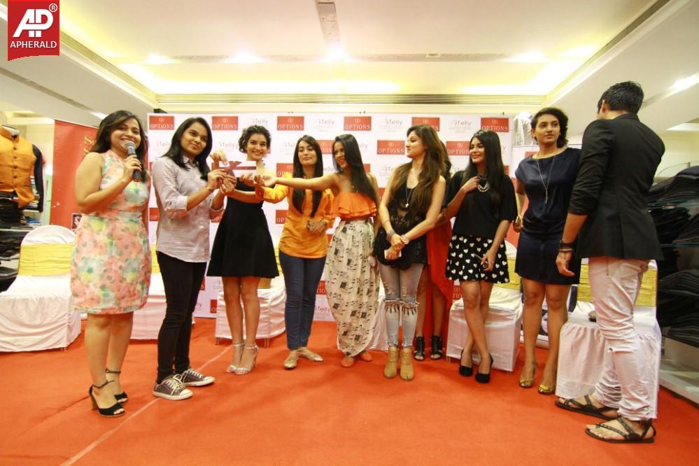 Tv Celebs Visit Option's Mall Before Telly Calender Shoot