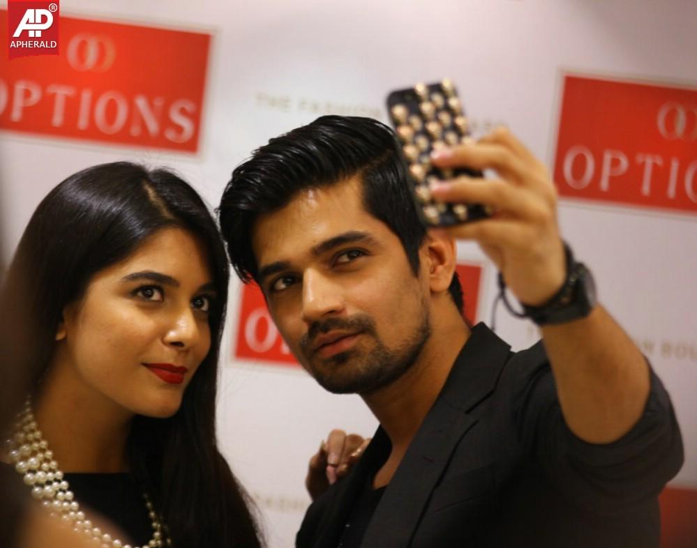Tv Celebs Visit Option's Mall Before Telly Calender Shoot