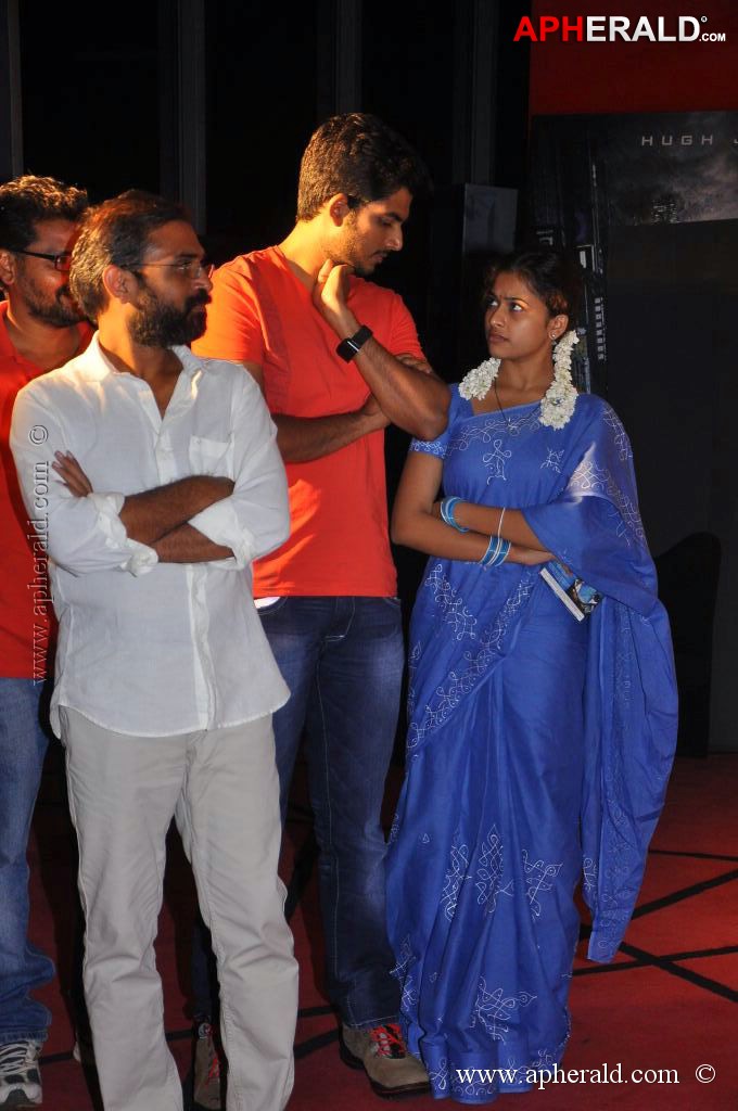 Mallela Theeram Lo Sirimalle Puvvu Premier Show