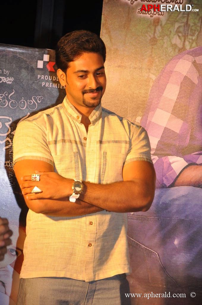 Mallela Theeram Lo Sirimalle Puvvu Premier Show