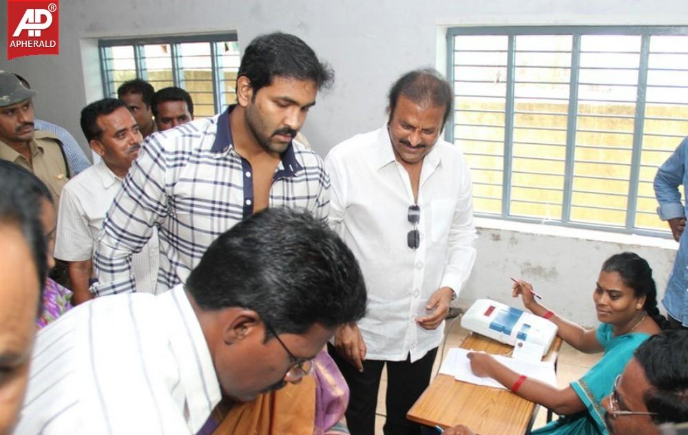 Manchu Family Cast Their Vote 