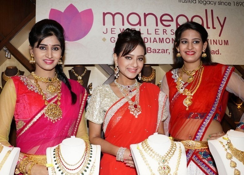 Manepally Dhanteras Jewellery Collections Launch‏