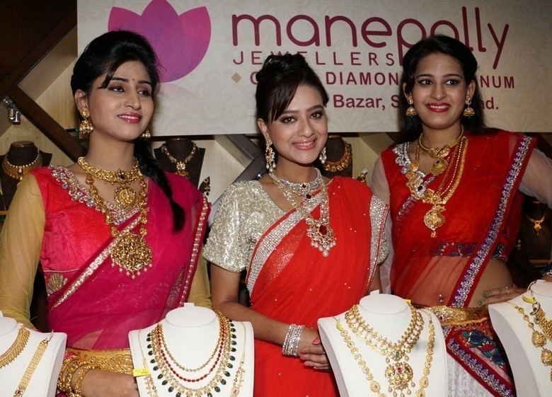 Manepally Dhanteras Jewellery Collections Launch‏