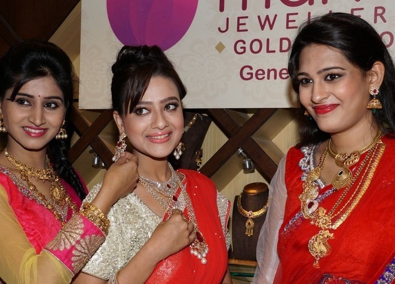 Manepally Dhanteras Jewellery Collections Launch‏