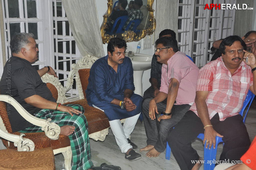 Manjula Vijayakumar Condolences Photos 