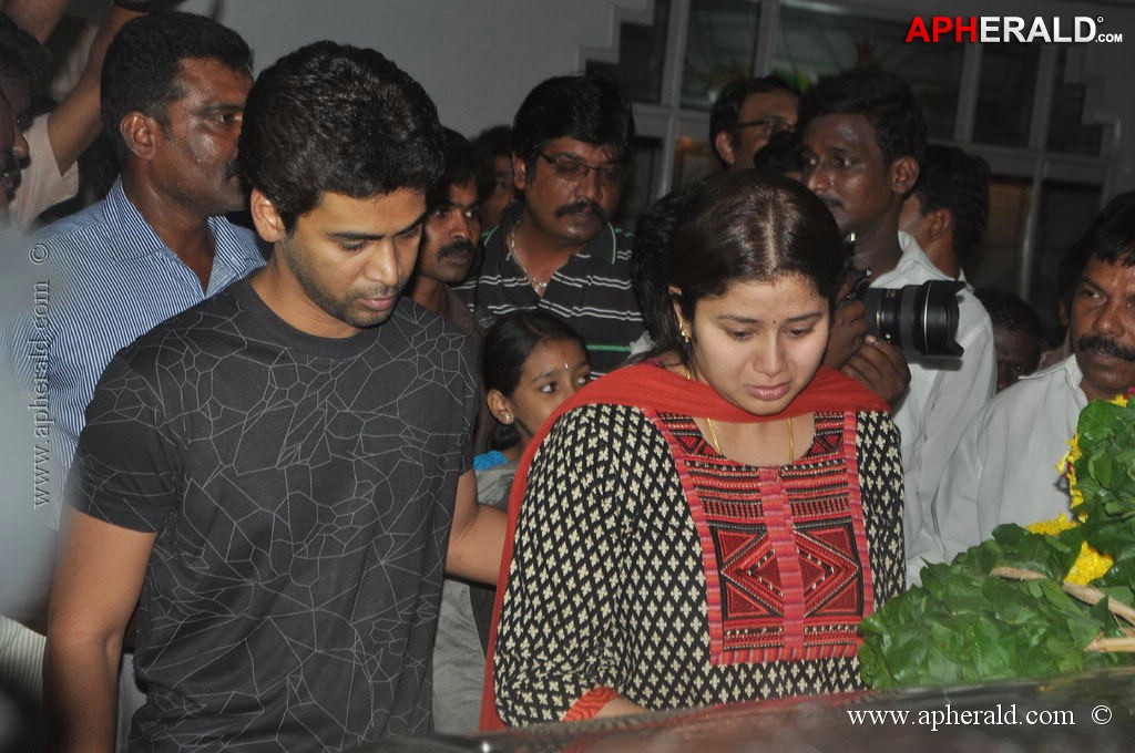 Manjula Vijayakumar Condolences Photos 