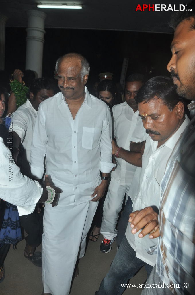 Manjula Vijayakumar Condolences Photos 