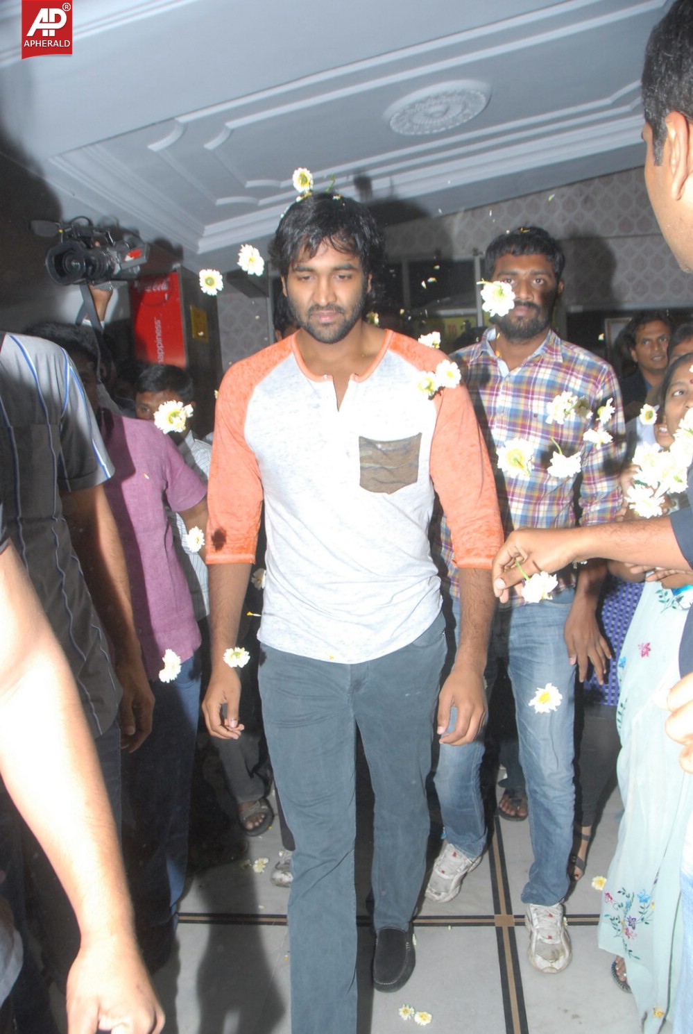Manoj at shiva parvathi theatre stills