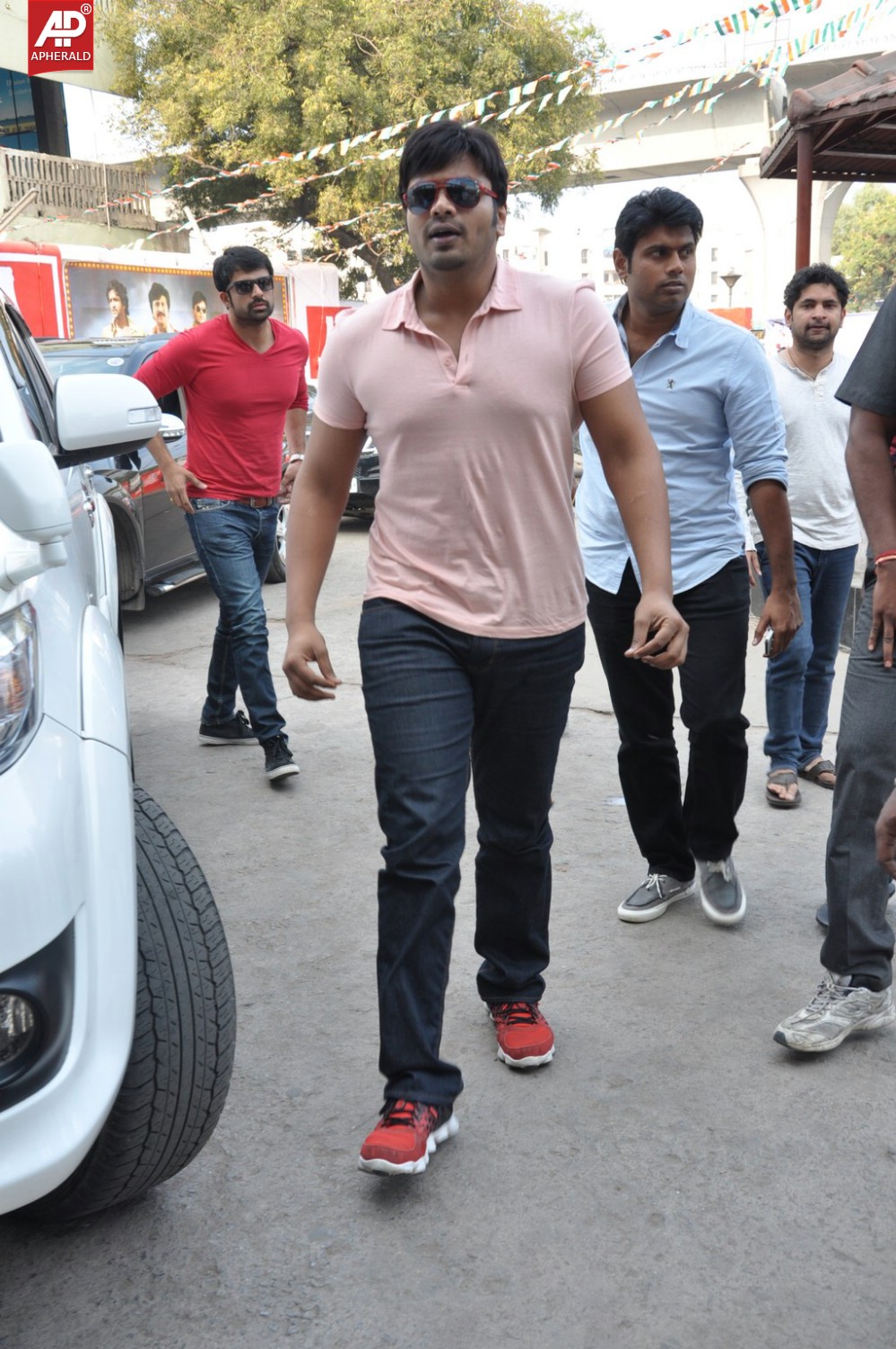 Manoj at shiva parvathi theatre stills