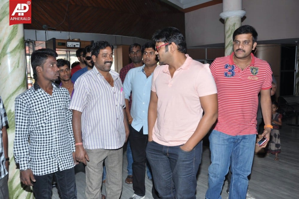 Manoj at shiva parvathi theatre stills