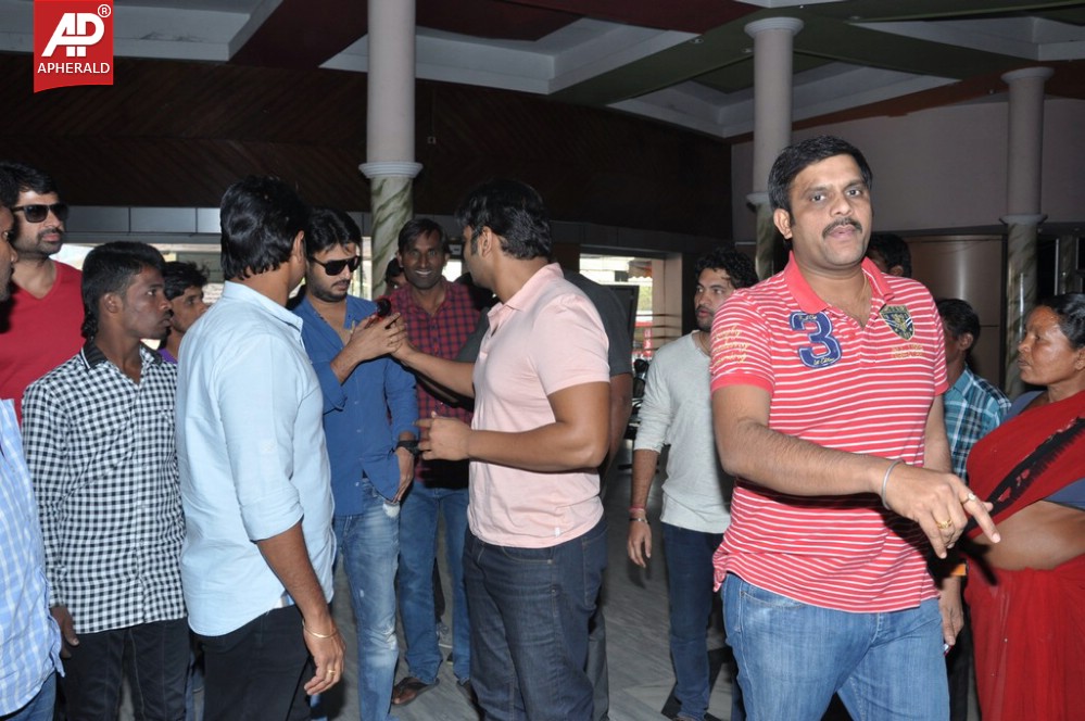Manoj at shiva parvathi theatre stills