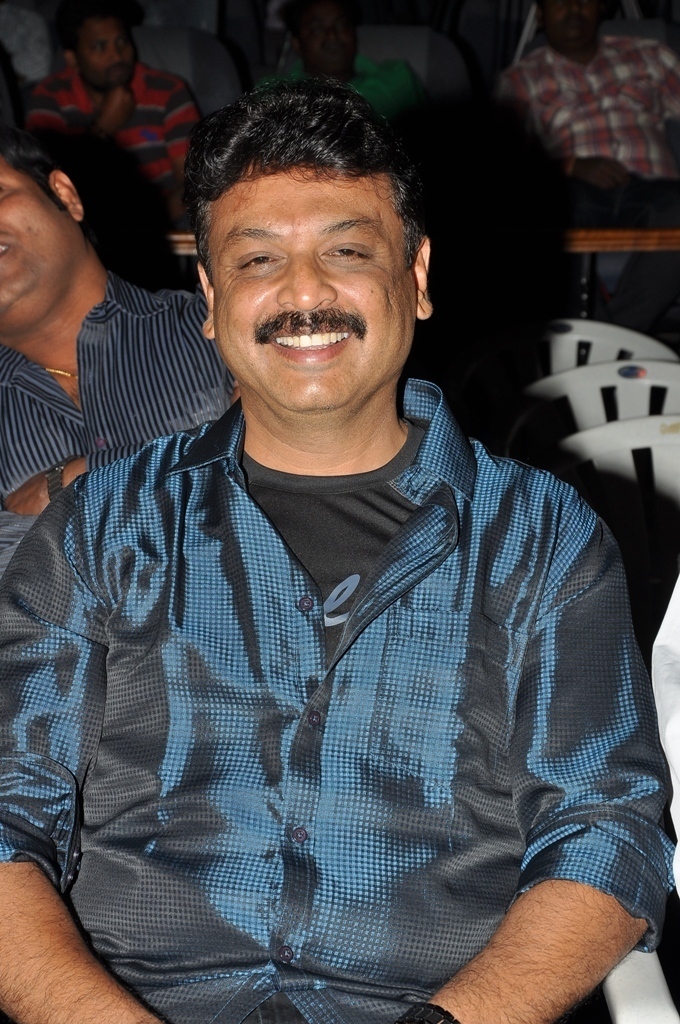 manushulatho jagratha platinam disk event