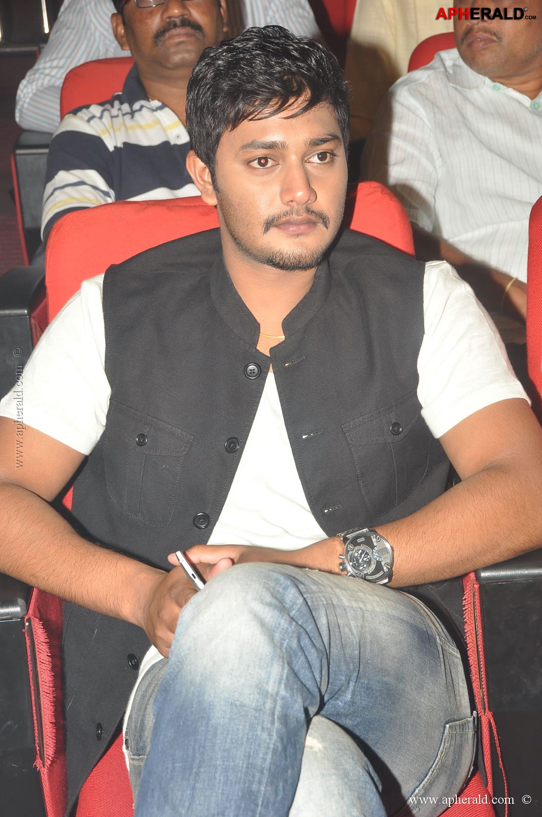 Manusunu Mayaseyake Movie Audio Function