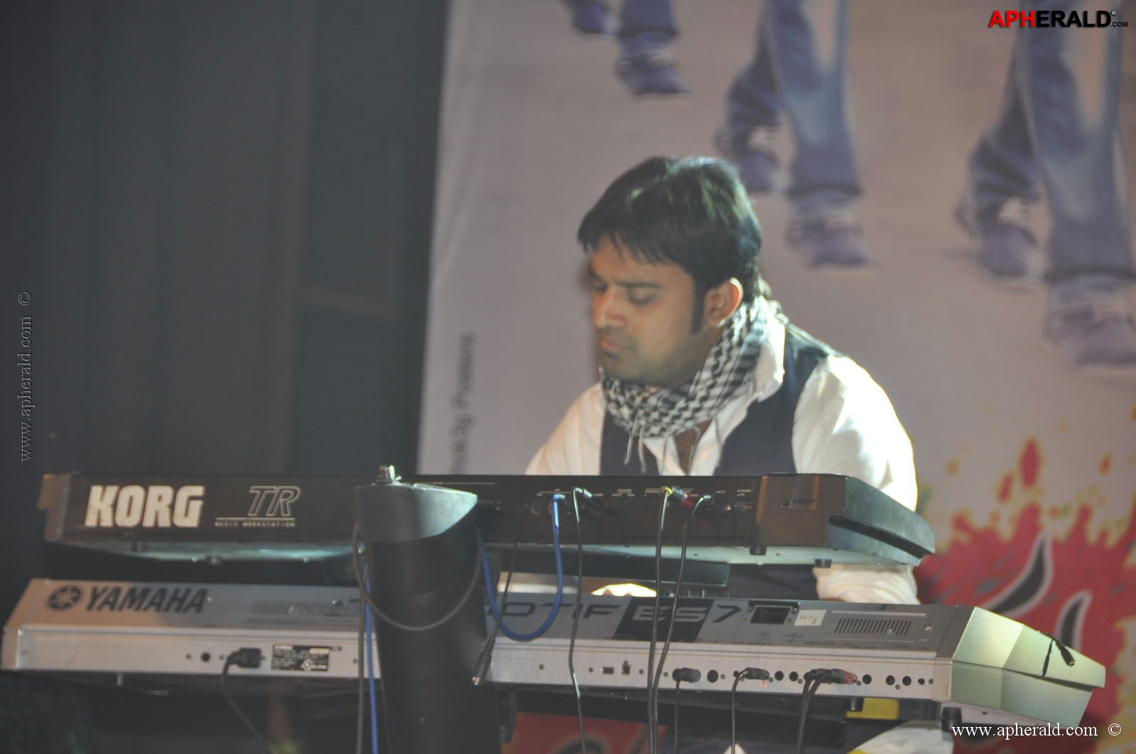 Manusunu Mayaseyake Movie Audio Function