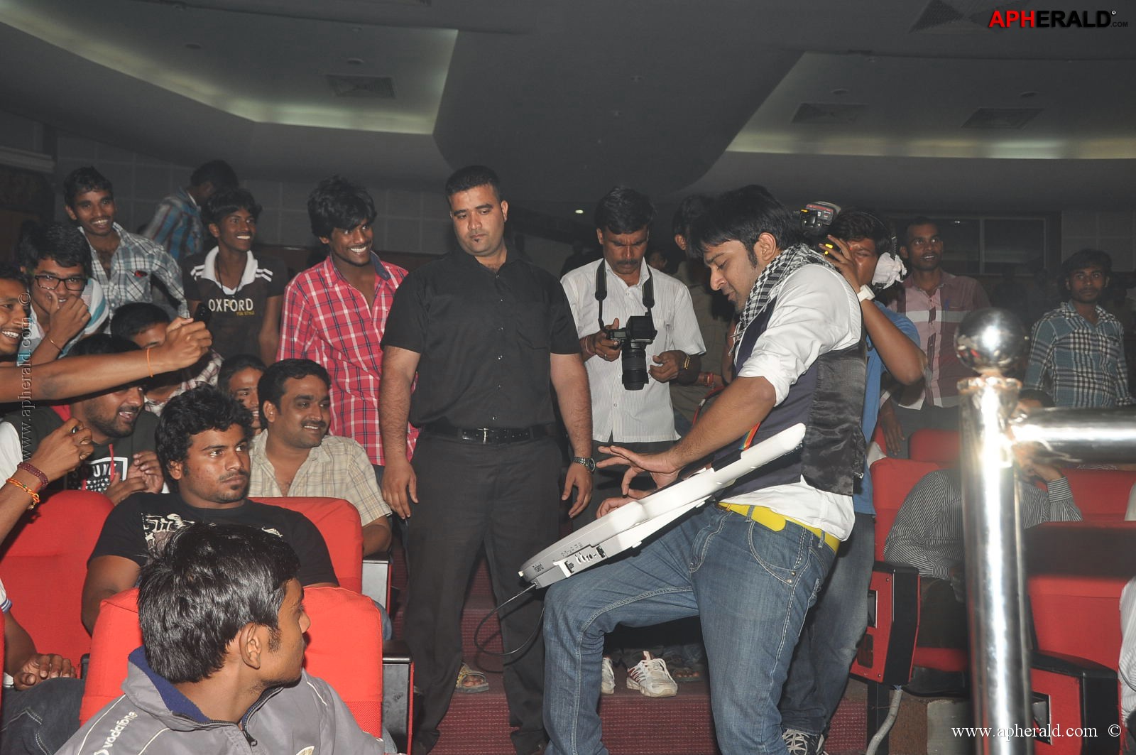 Manusunu Mayaseyake Movie Audio Function