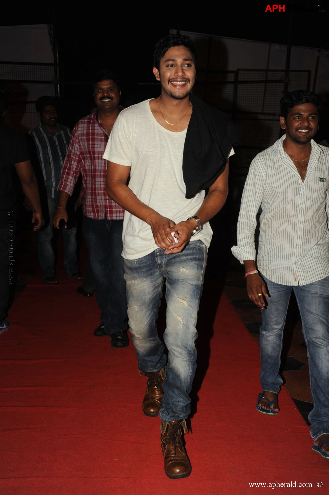 Manusunu Mayaseyake Movie Audio Function
