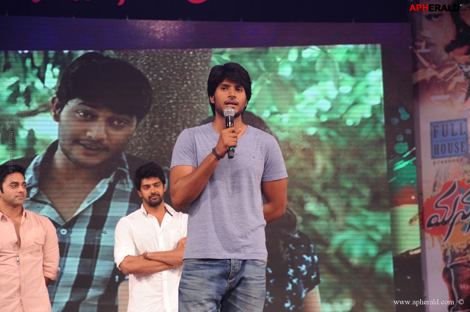 Manusunu Mayaseyake Movie Audio Function