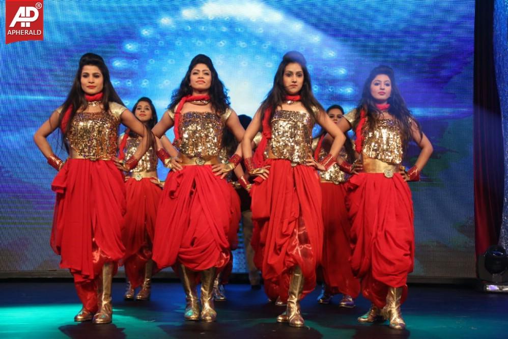 Meelo Evaru Koteeswarudu Game Show PM