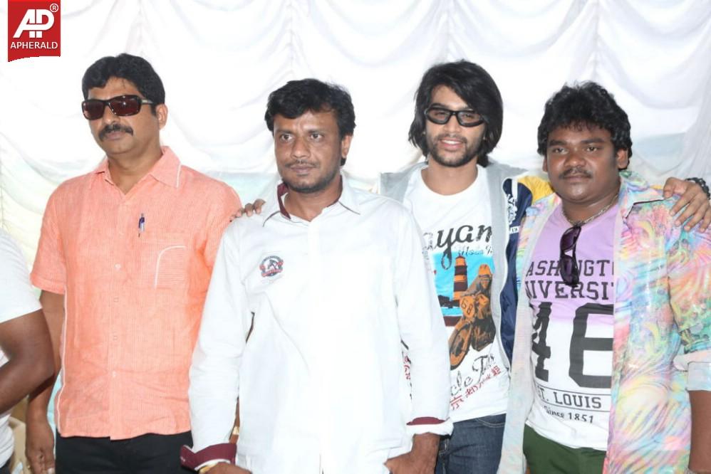 Mirchi Lanti Kurradu Press Meet