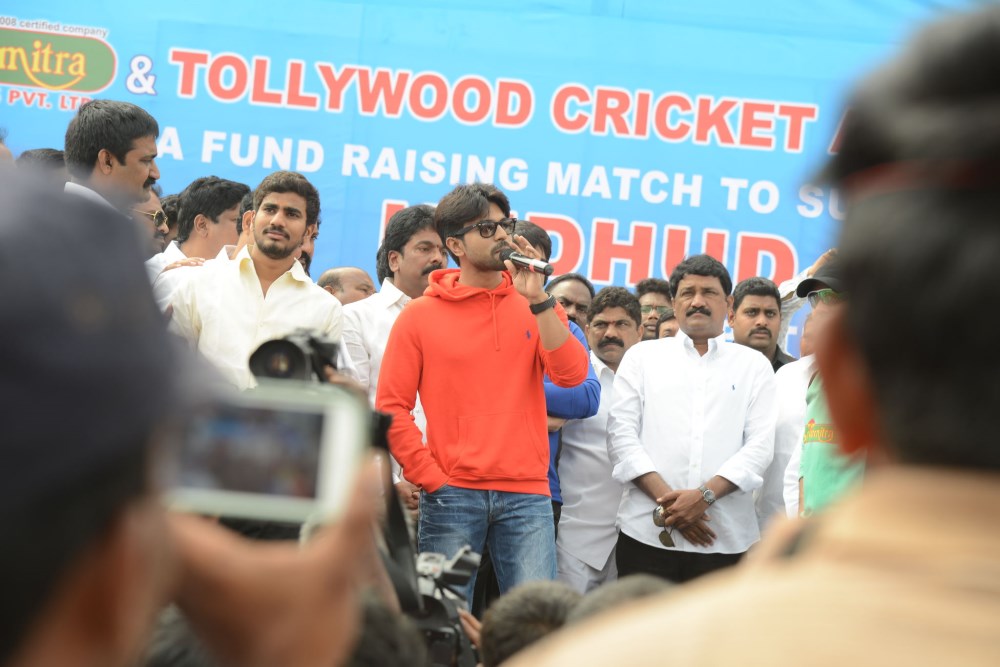Mr Saleel panse Audio Lauch Tollywood Hudhud Cricket Match