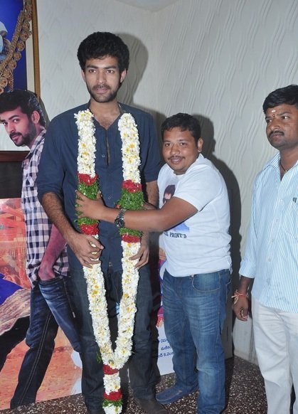 Mukunda Movie Hungama at Sandhya Theatre