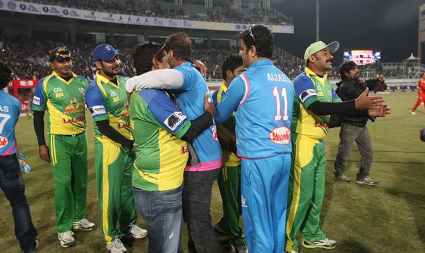 Mumbai Heroes Vs Kerala Strikers Match Photos