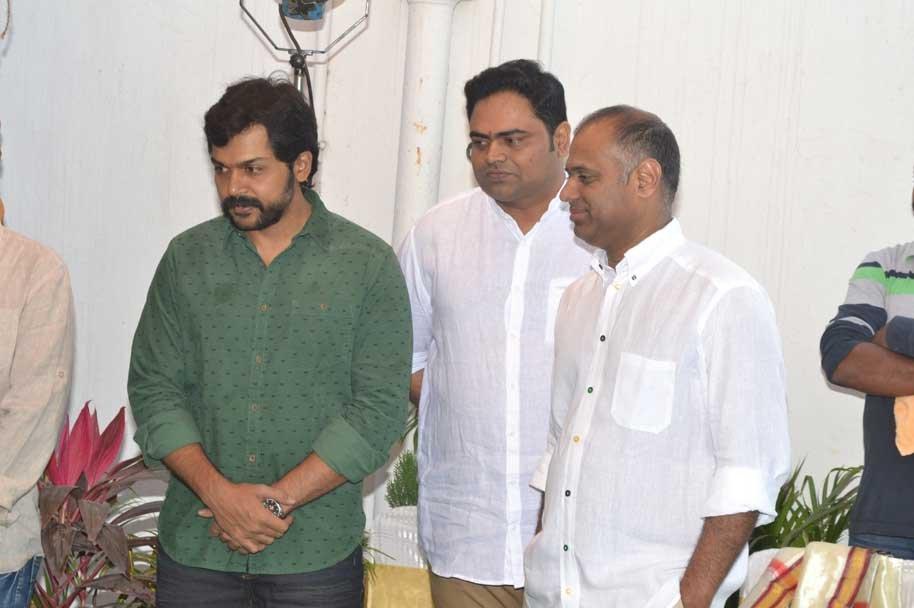 Nagarjuna and Karthi Multistarrer Movie Launch Photos