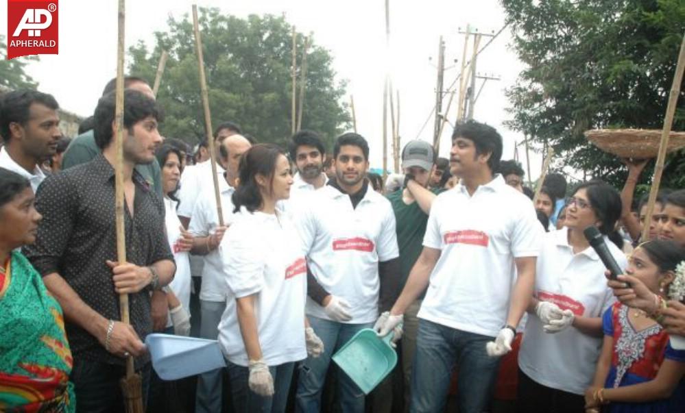 Nagarjuna Family Joins Swachh Bharat