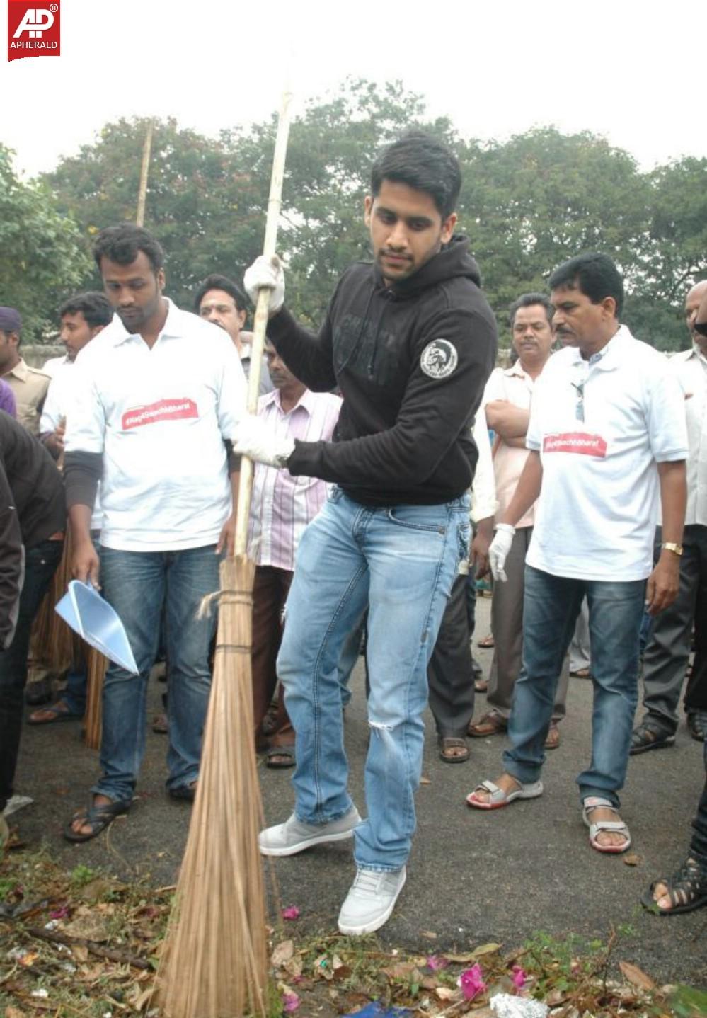 Nagarjuna Family Joins Swachh Bharat