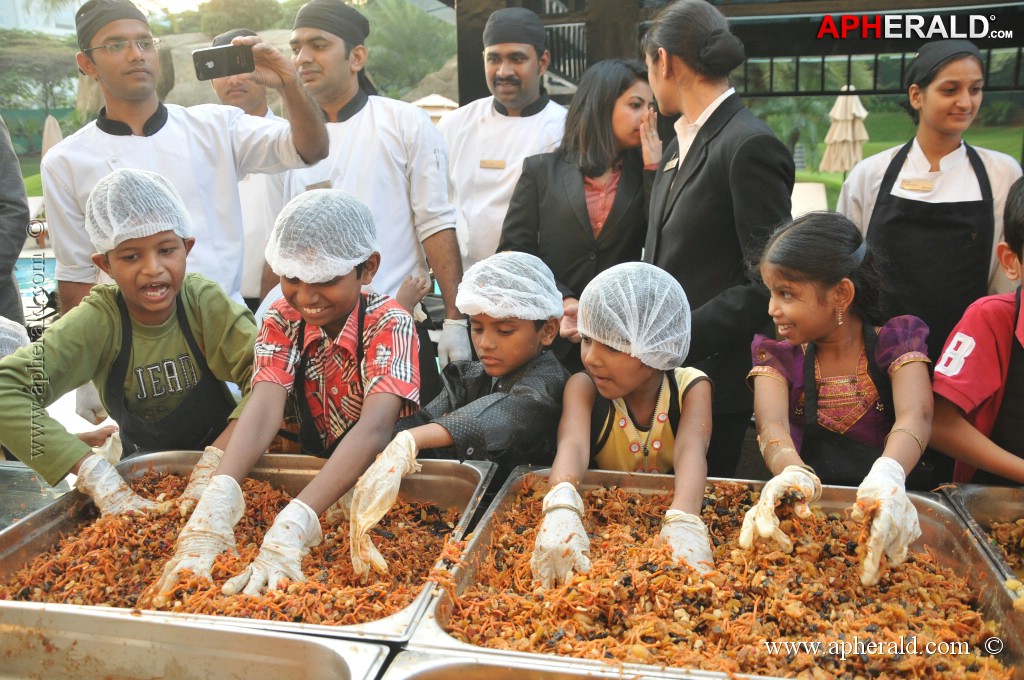 Namrata n Goutham at Cake Mixing Event