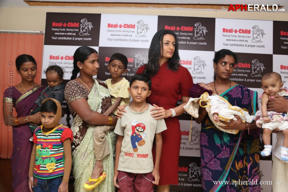 Namrata Shirodkar at Heal A Child Foundation