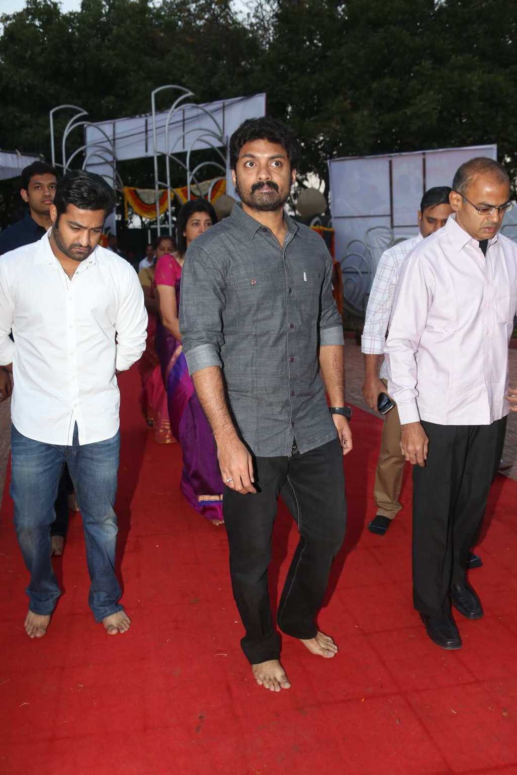 Nandamuri Family At NTR Ghat On NTR 19th Death Anniversary