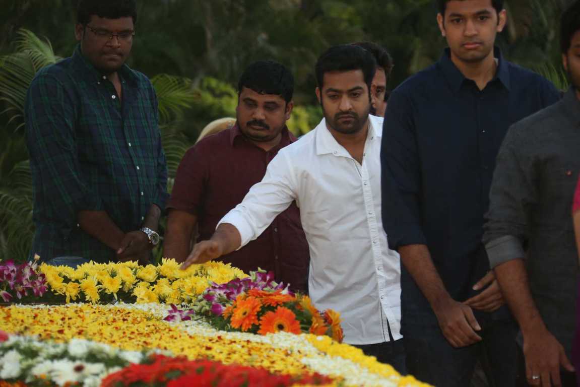 Nandamuri Family At NTR Ghat On NTR 19th Death Anniversary