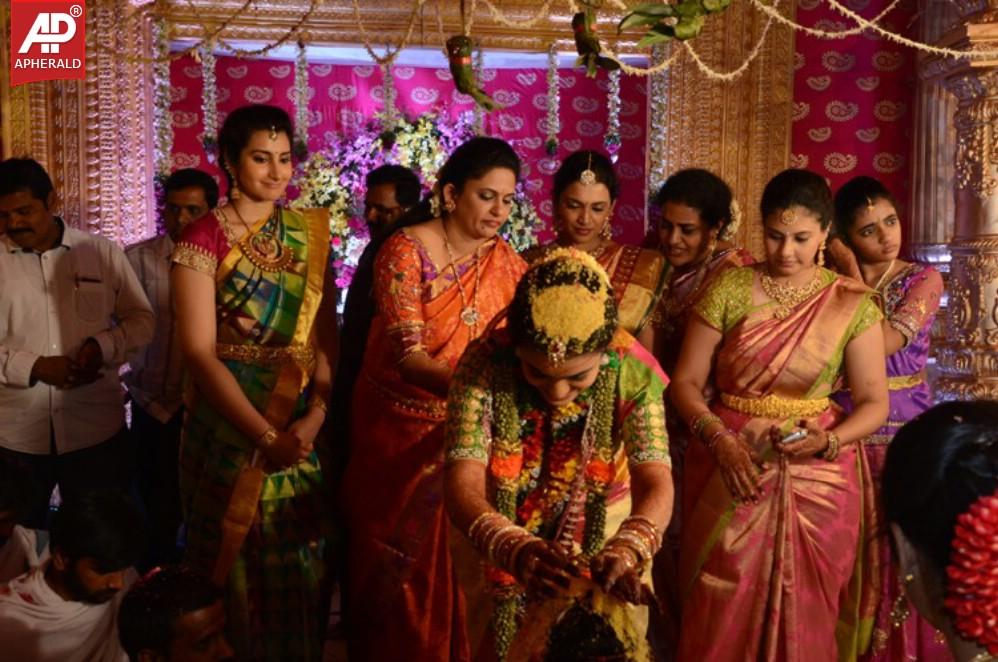 Nandamuri Mohana Krishnas Daughter Marriage Pics