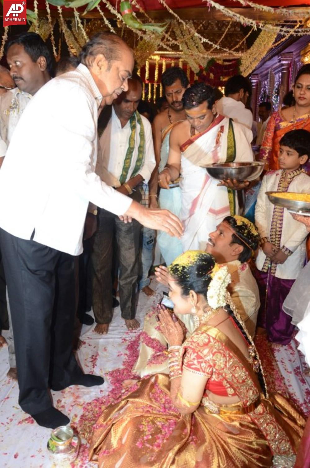 Nandamuri Mohana Krishnas Daughter Marriage Pics