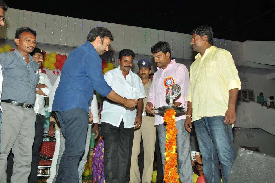 Nara Rohit at Samskruti School Anniversary celebrations