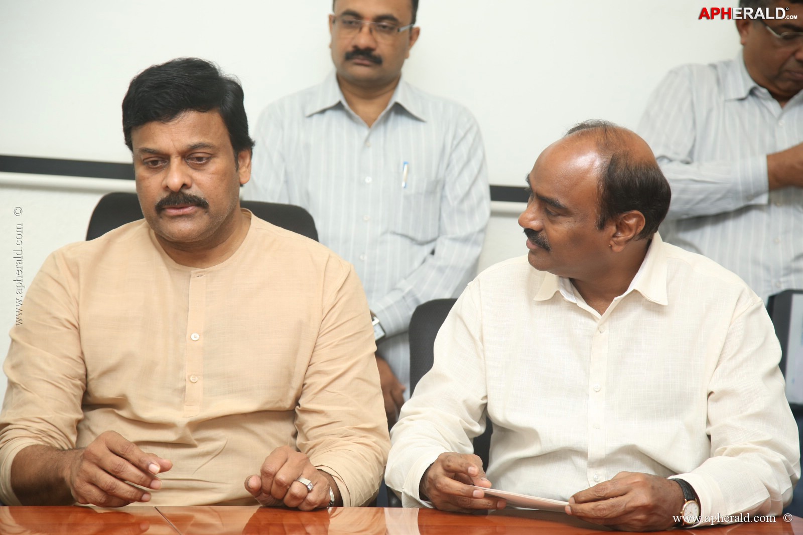 KL Narayana gives 10 Lakh Cheque To Chiranjeevi