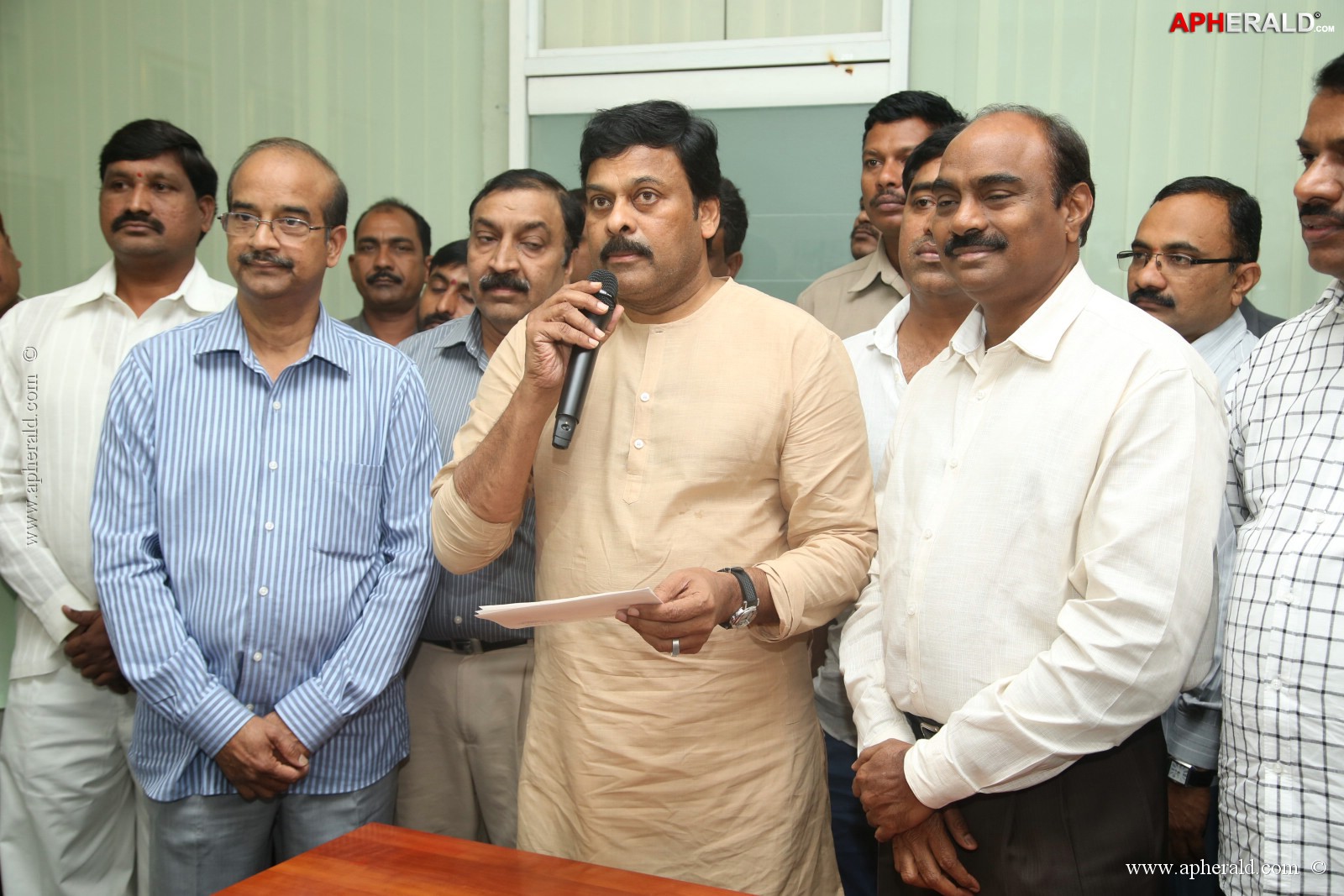 KL Narayana gives 10 Lakh Cheque To Chiranjeevi