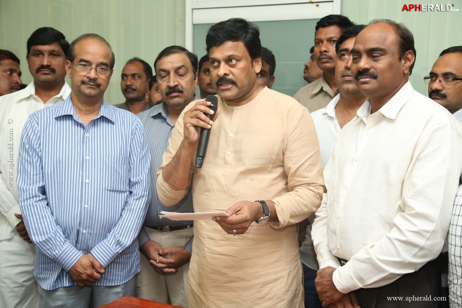 KL Narayana gives 10 Lakh Cheque To Chiranjeevi