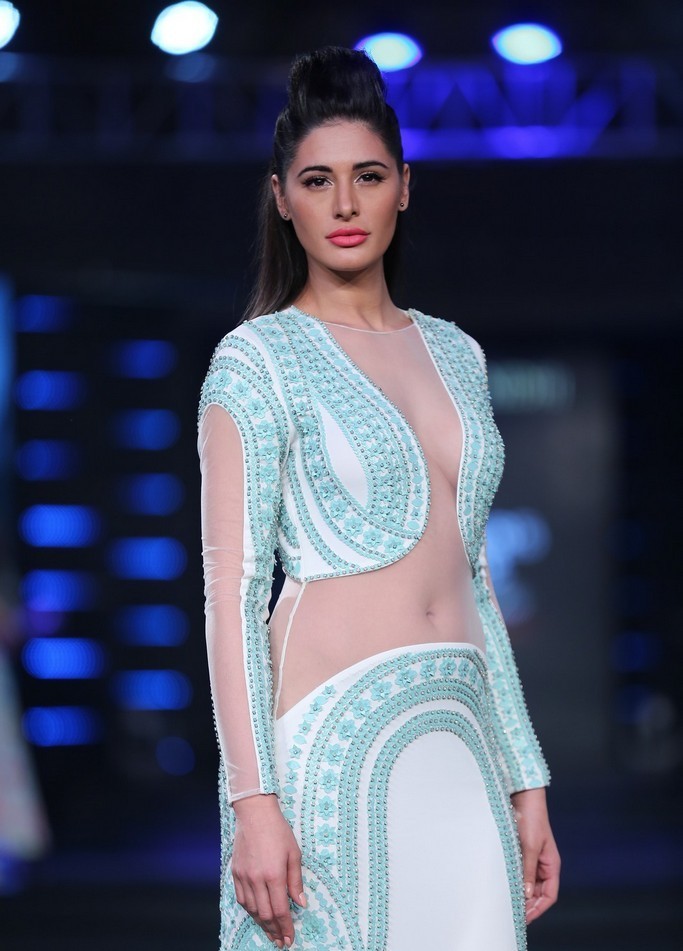 Nargis Fakhri Ramp Walk Blenders Pride Fashion Show 2014