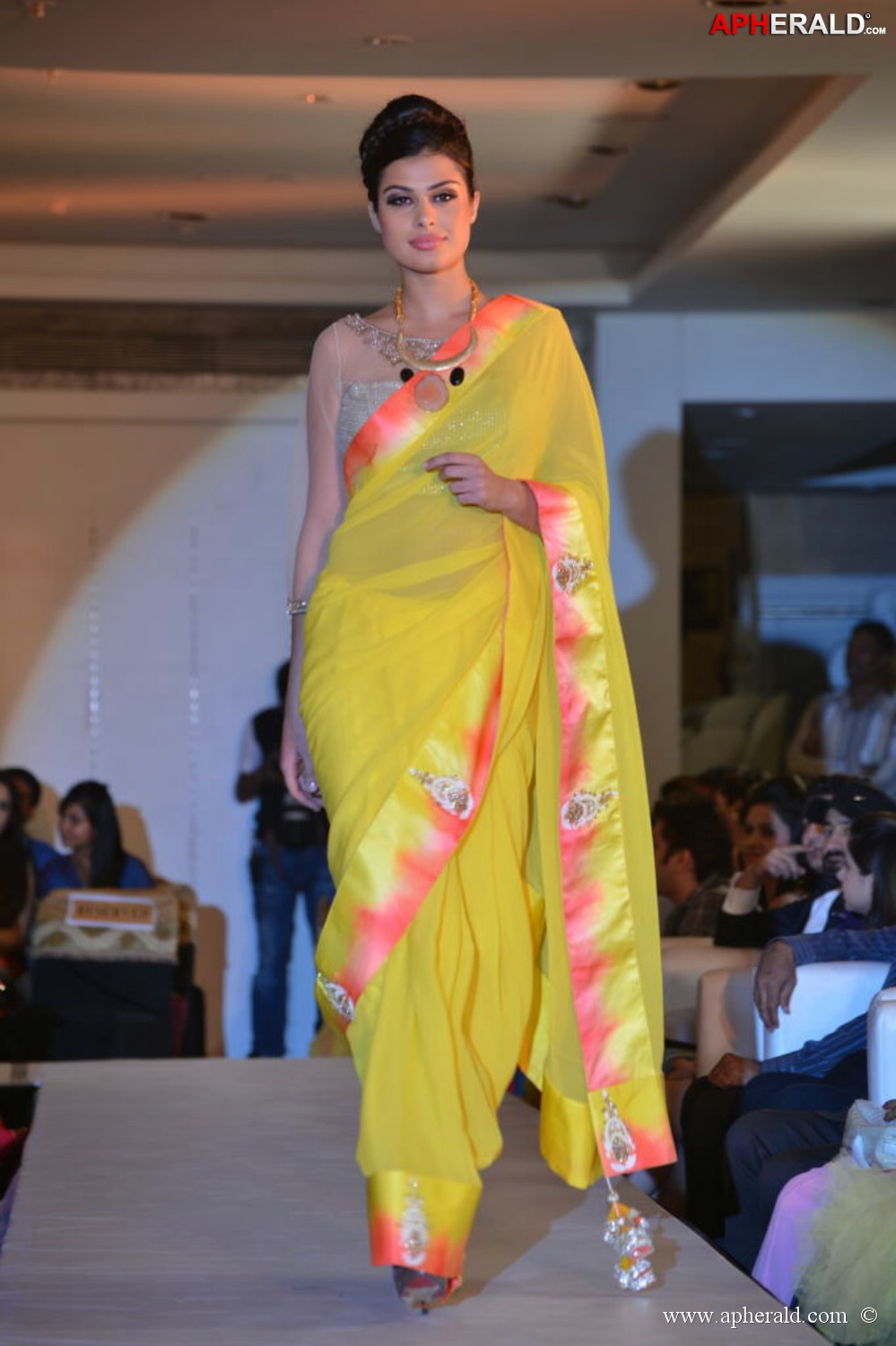 Neerus Emporio 1st Anniversary Event